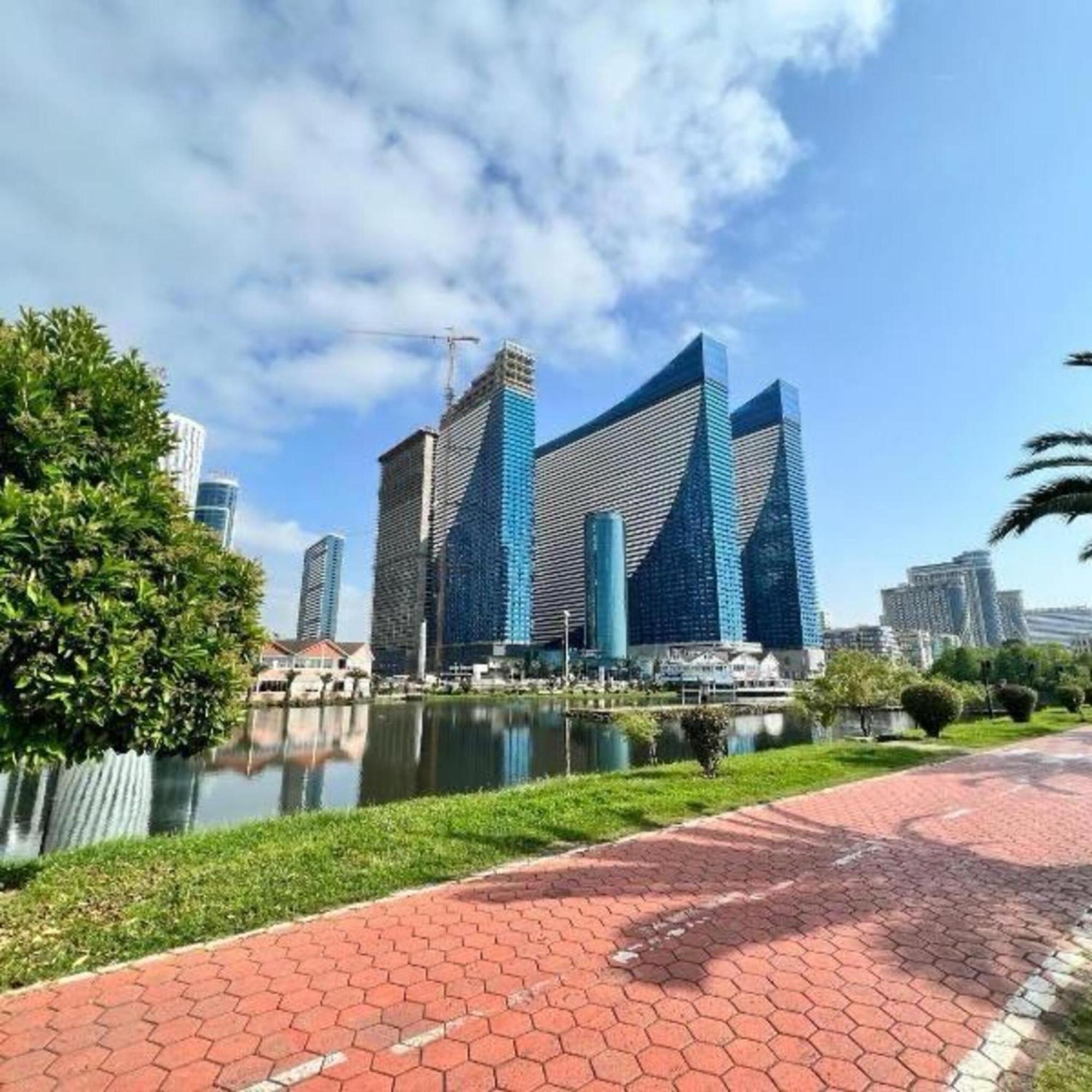 Orbi Aparthotel In Batumi Kültér fotó