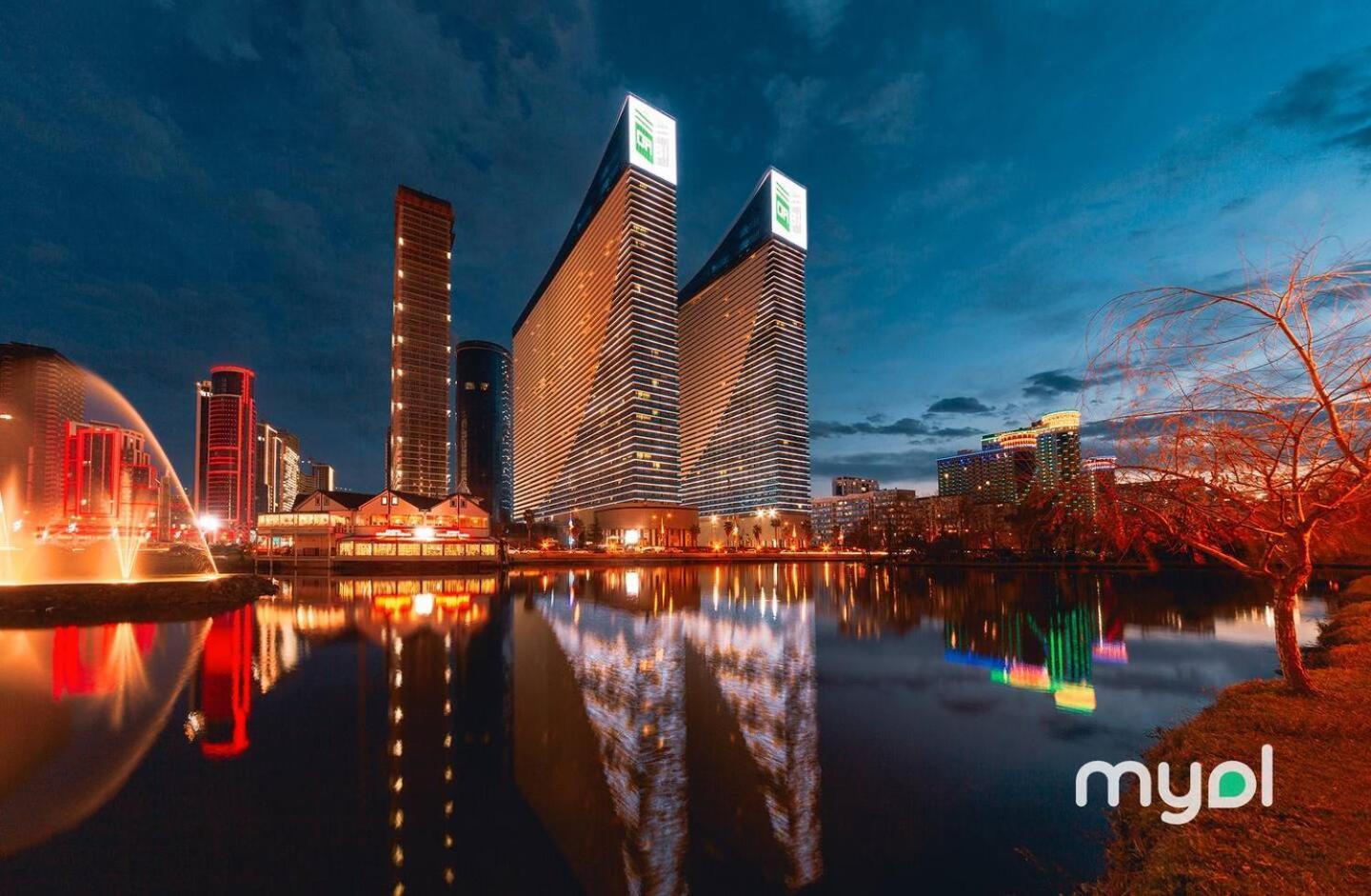 Orbi Aparthotel In Batumi Kültér fotó
